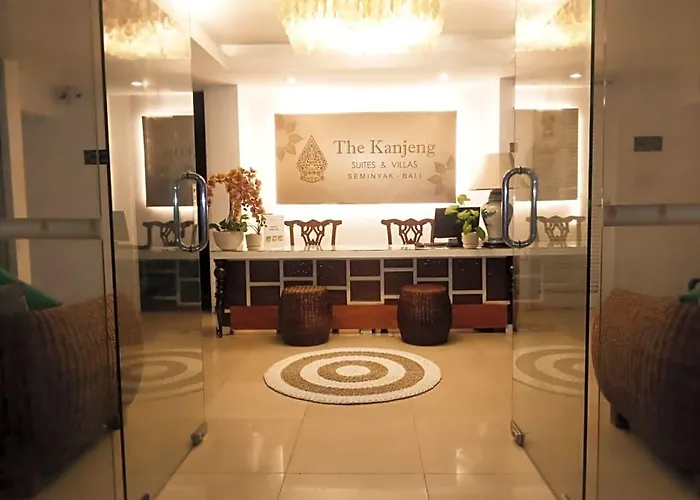 酒店 Astana 塞米亚克